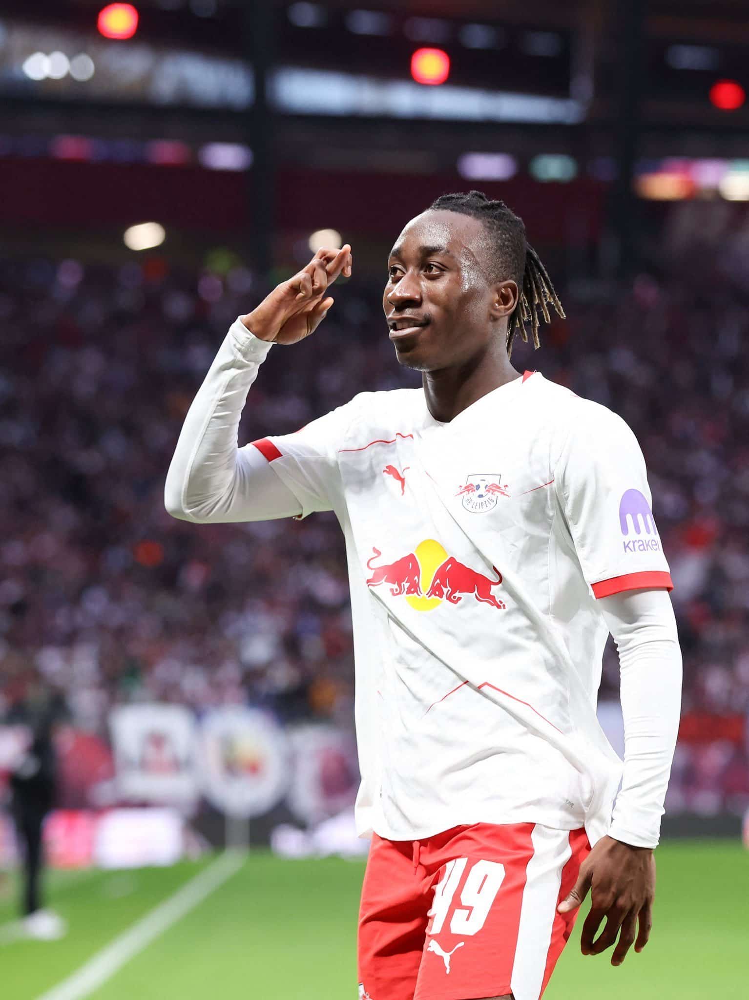 Liverpool and PSG circle as Leipzig fight to keep rising star Diomande
